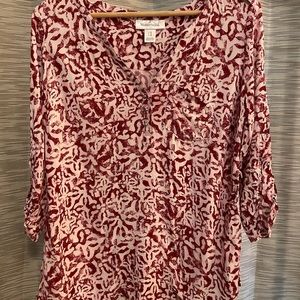 Red and white patterned Motherhood maternity shirt, size medium